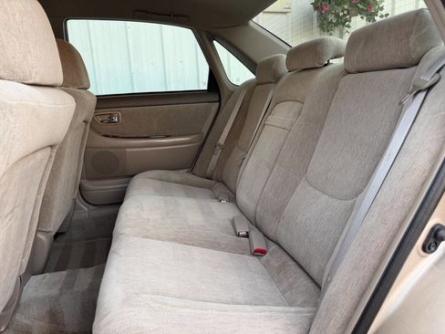 Used 2001 Toyota Avalon XL image 21