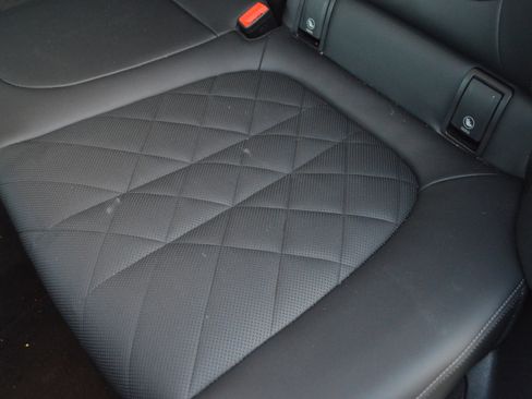 Certified 2025 BMW X6 xDrive40i image 29