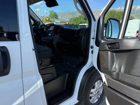Used 2023 RAM ProMaster 3500 FWD image 18