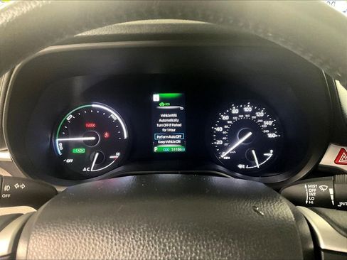 Used 2024 Toyota Sienna XLE FWD image 26