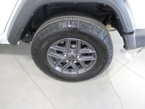 Used 2024 Jeep Wrangler Sport S image 52