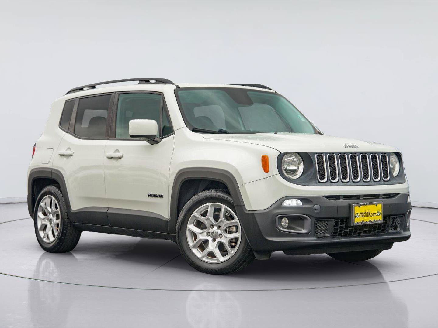 Used 2015 Jeep Renegade Latitude w/ Popular Equipment Group FWD image 1