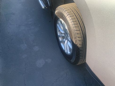 Used 2021 Chevrolet Silverado 1500 LT image 8