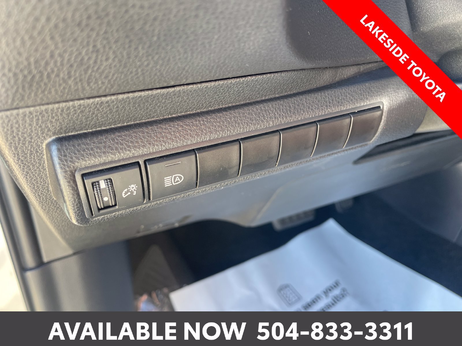 Used 2023 Toyota Corolla SE FWD image 24