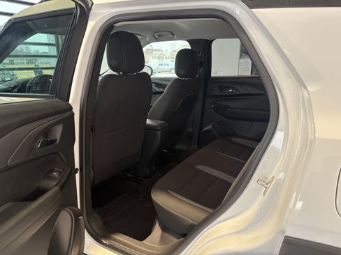 Used 2021 Chevrolet TrailBlazer LT w/ Convenience Package image 19
