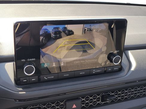 Certified 2025 Honda Accord LX image 28