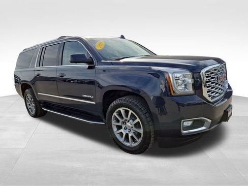 Used 2019 GMC Yukon XL Denali AWD/4WD image 1