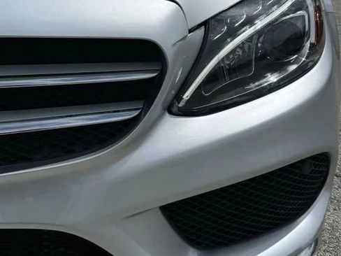 Used 2015 Mercedes-Benz C 300 4MATIC Sedan image 9