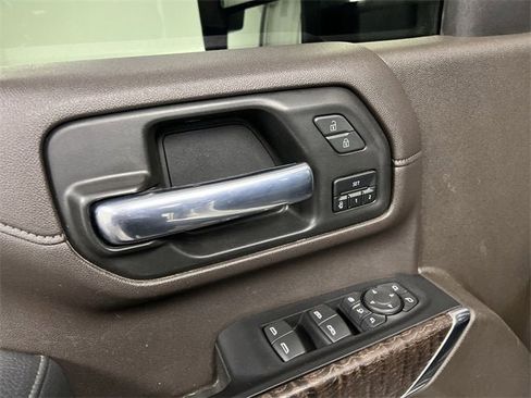 Certified 2023 GMC Sierra 2500 Denali w/ Denali Ultimate Package image 23