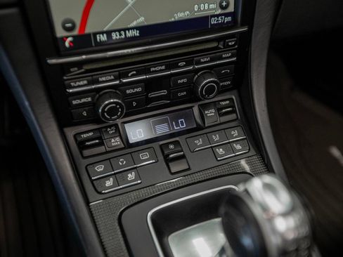 Used 2013 Porsche 911 Carrera 4S AWD/4WD image 21