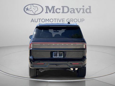 New 2027 Lincoln Navigator Black Label AWD/4WD image 6