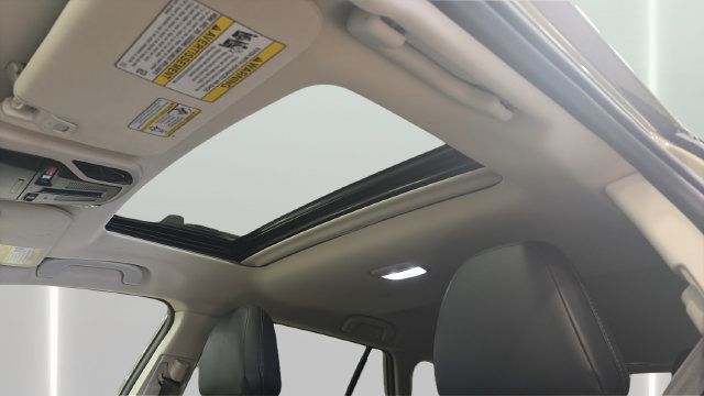 Certified 2023 Subaru Outback Touring XT AWD/4WD image 16