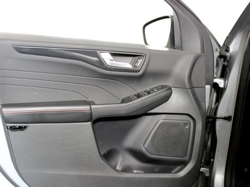 Used 2023 Ford Escape ST-Line w/ Equipment Group 301A FWD image 6