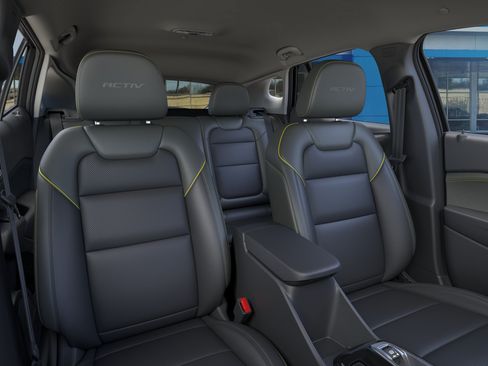 New 2026 Chevrolet Trax ACTIV w/ Driver Confidence Package FWD image 17