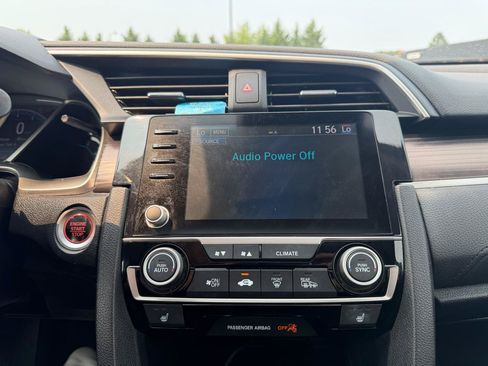 Used 2019 Honda Civic EX image 16