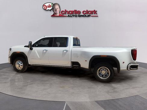New 2026 GMC Sierra 3500 Denali Ultimate AWD/4WD image 2