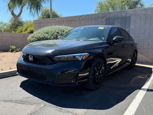 Used 2025 Honda Civic Sport image 2