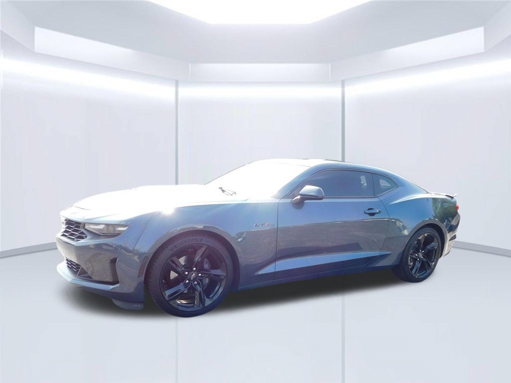 Used 2020 Chevrolet Camaro LT RWD image 7
