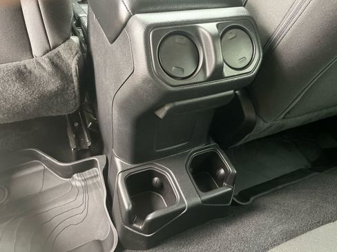 Used 2023 Jeep Wrangler Sport S image 35