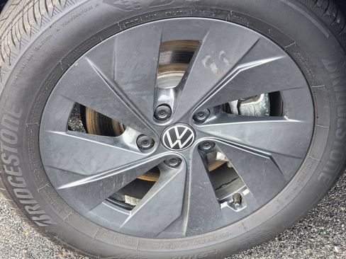 Used 2026 Volkswagen Taos S FWD image 6