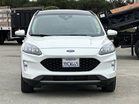 Used 2020 Ford Escape Titanium w/ Titanium Premium Package 2.0 AWD/4WD image 9