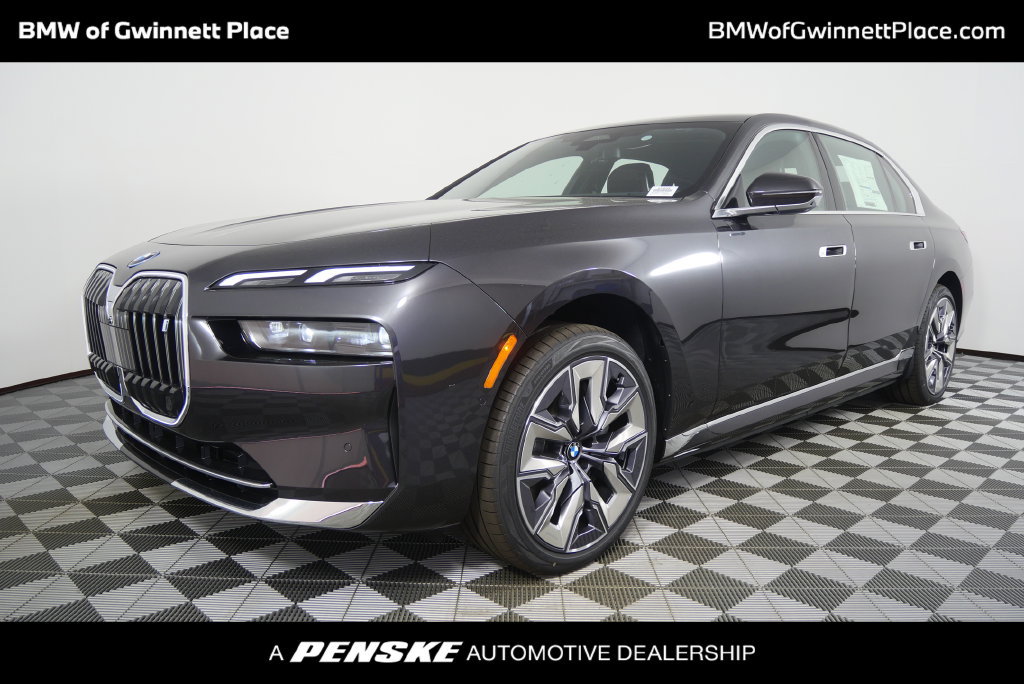 Used 2026 BMW i7 eDrive50 w/ Premium Package RWD image 1