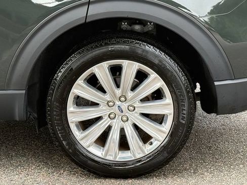 Used 2022 Ford Explorer Limited w/ Limited Technology Package AWD/4WD image 7