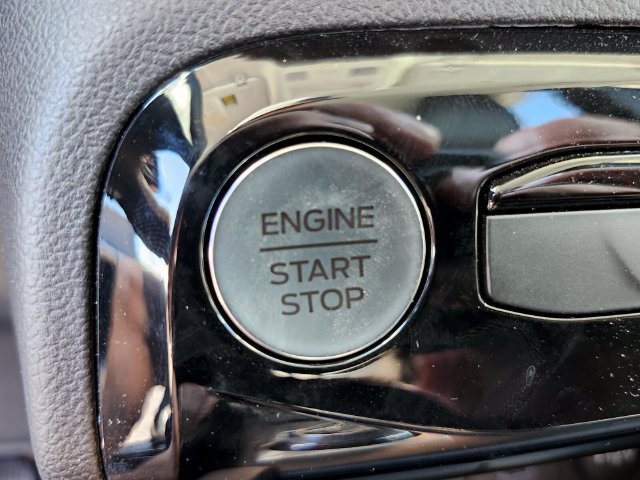 Used 2023 Ford Escape SE FWD image 26