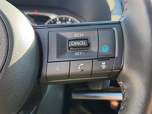 Certified 2022 Nissan Pathfinder SL image 23