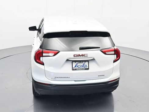 Used 2024 GMC Terrain SLE AWD/4WD image 32