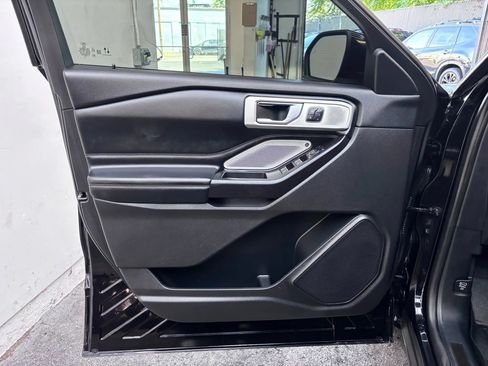 Used 2020 Ford Explorer ST w/ ST Street Pack AWD/4WD image 19
