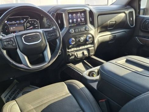 Used 2021 GMC Sierra 2500 Denali w/ Denali Ultimate Package image 17