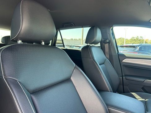 Used 2020 Volkswagen Atlas Cross Sport SE w/ Towing Package image 47