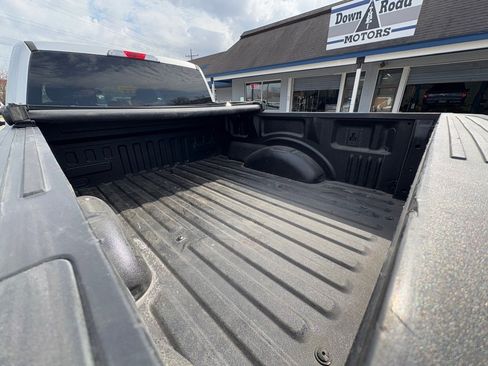 Used 2017 Ford F150 XLT w/ Equipment Group 301A Mid image 9