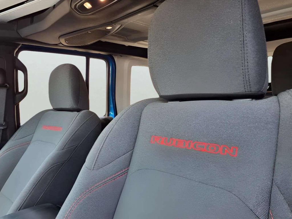 Used 2025 Jeep Wrangler Unlimited Rubicon AWD/4WD image 15