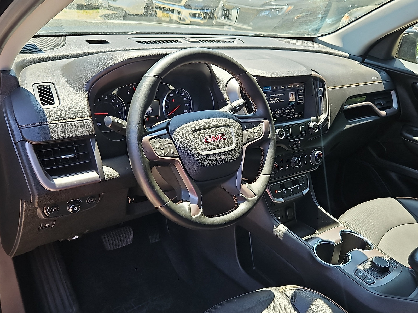 Used 2024 GMC Terrain AT4 AWD/4WD image 29