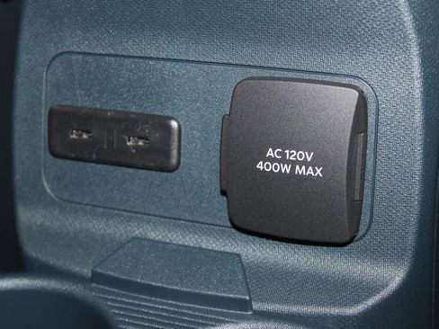 New 2026 Ford Maverick XLT FWD image 31