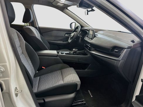 Used 2023 Nissan Rogue SV AWD/4WD image 31