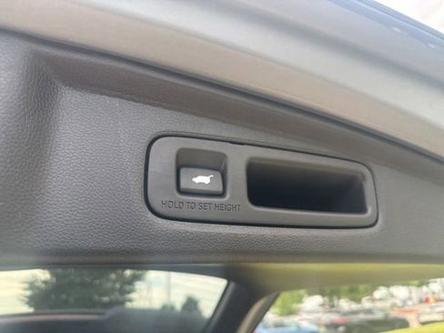Used 2024 Honda CR-V Sport-L image 9