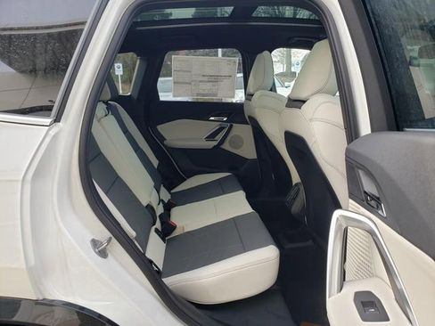 New 2026 BMW X1 xDrive28i w/ Technology Package image 17