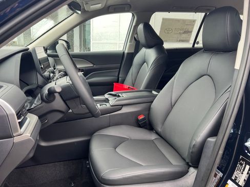 New 2026 Toyota Grand Highlander AWD Hybrid image 20