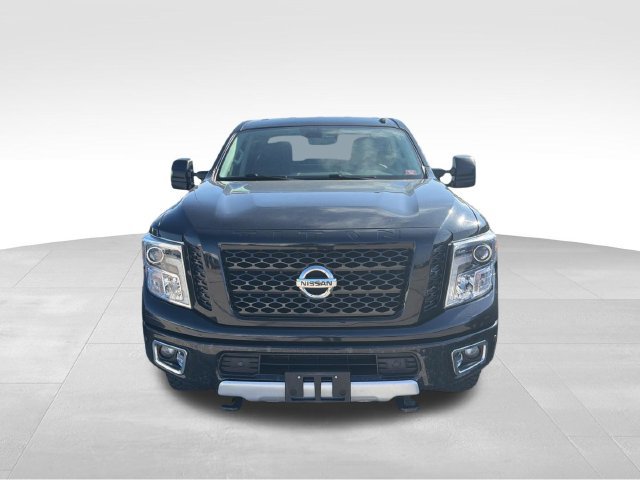 Used 2018 Nissan Titan PRO-4X w/ Pro-4x Utility Package AWD/4WD image 3