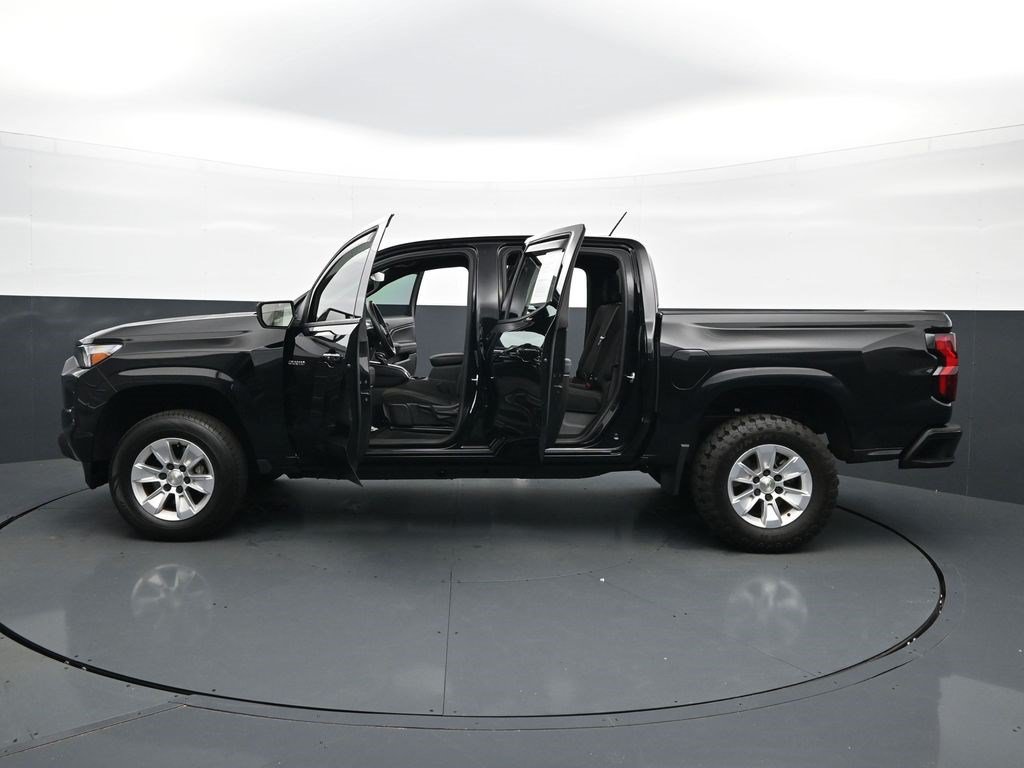 Used 2024 Chevrolet Colorado LT w/ LT Convenience Package RWD image 30
