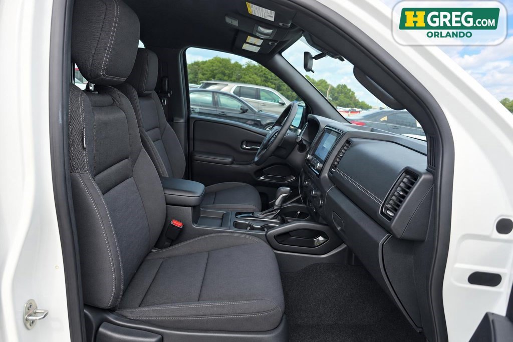 Used 2023 Nissan Frontier SV w/ Midnight Edition Package RWD image 11