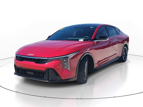 Used 2025 Kia K4 GT-Line w/ GT-Line Sunroof Package FWD image 3