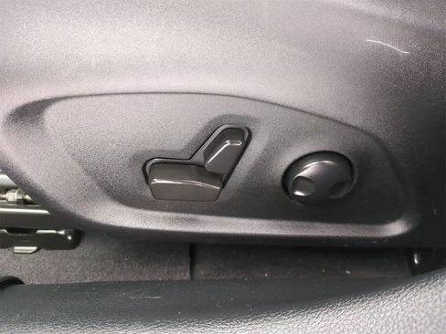 Certified 2022 Jeep Compass Latitude image 17