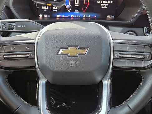 Used 2025 Chevrolet Colorado W/T w/ WT Convenience Package II image 31