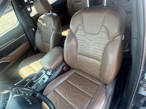 Used 2022 Kia Telluride SX w/ SX Prestige Package AWD/4WD image 14