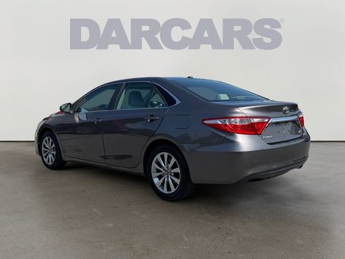 Used 2017 Toyota Camry XLE FWD image 5