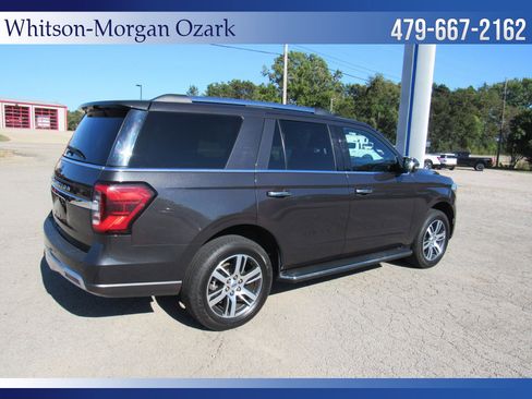 Used 2023 Ford Expedition Limited image 16